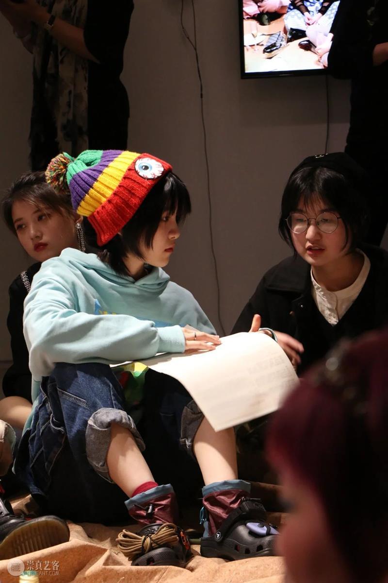HOW 我与博伊斯|赵半狄小窝的“00后”大聚会 视频资讯 昊美术馆(上海) HOW 博伊斯 00后 赵半狄小窝 大聚会 展期 艺术家 赵半狄 策展人 杜曦云 崇真艺客